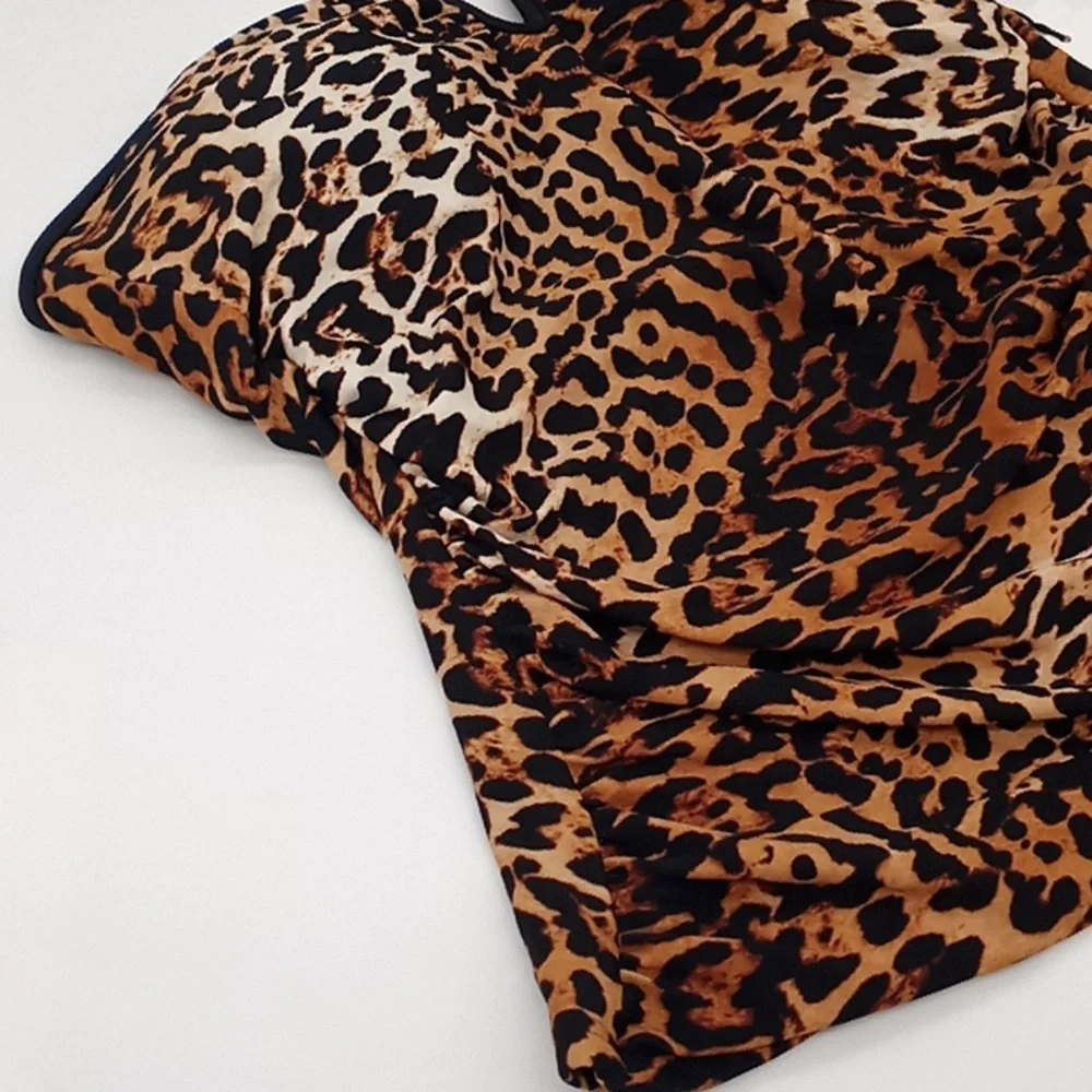 Calvin Klein Animal Print V-Wire‎ Bandeau Halter Tankini Swim Top Jaguar M